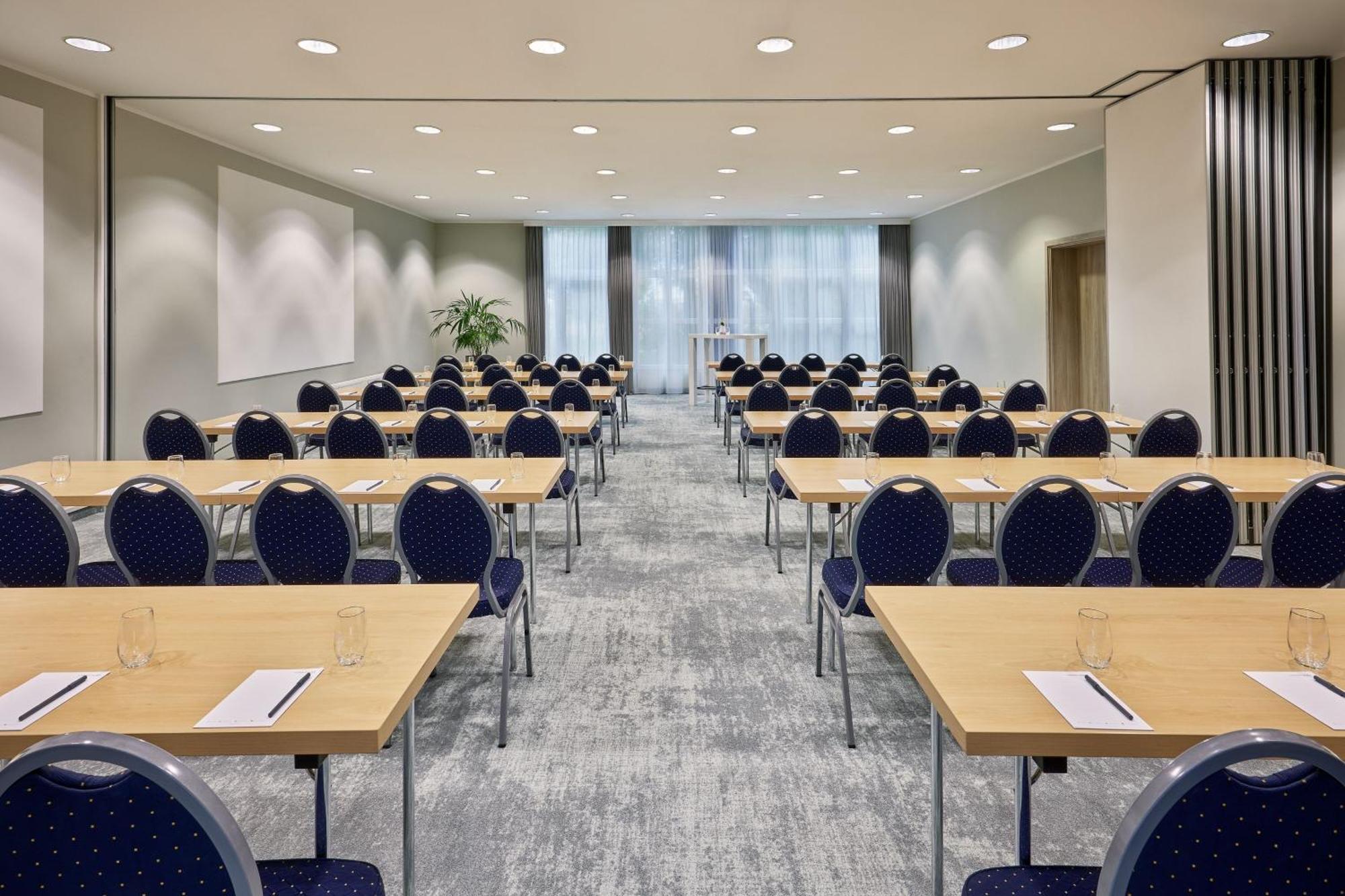Courtyard By Marriott Dortmund Otel Dış mekan fotoğraf